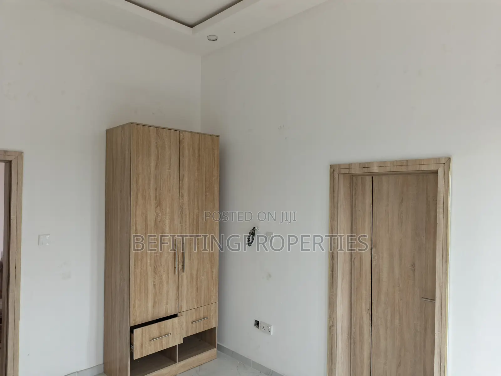 Stunning 3-Bedroom Flat