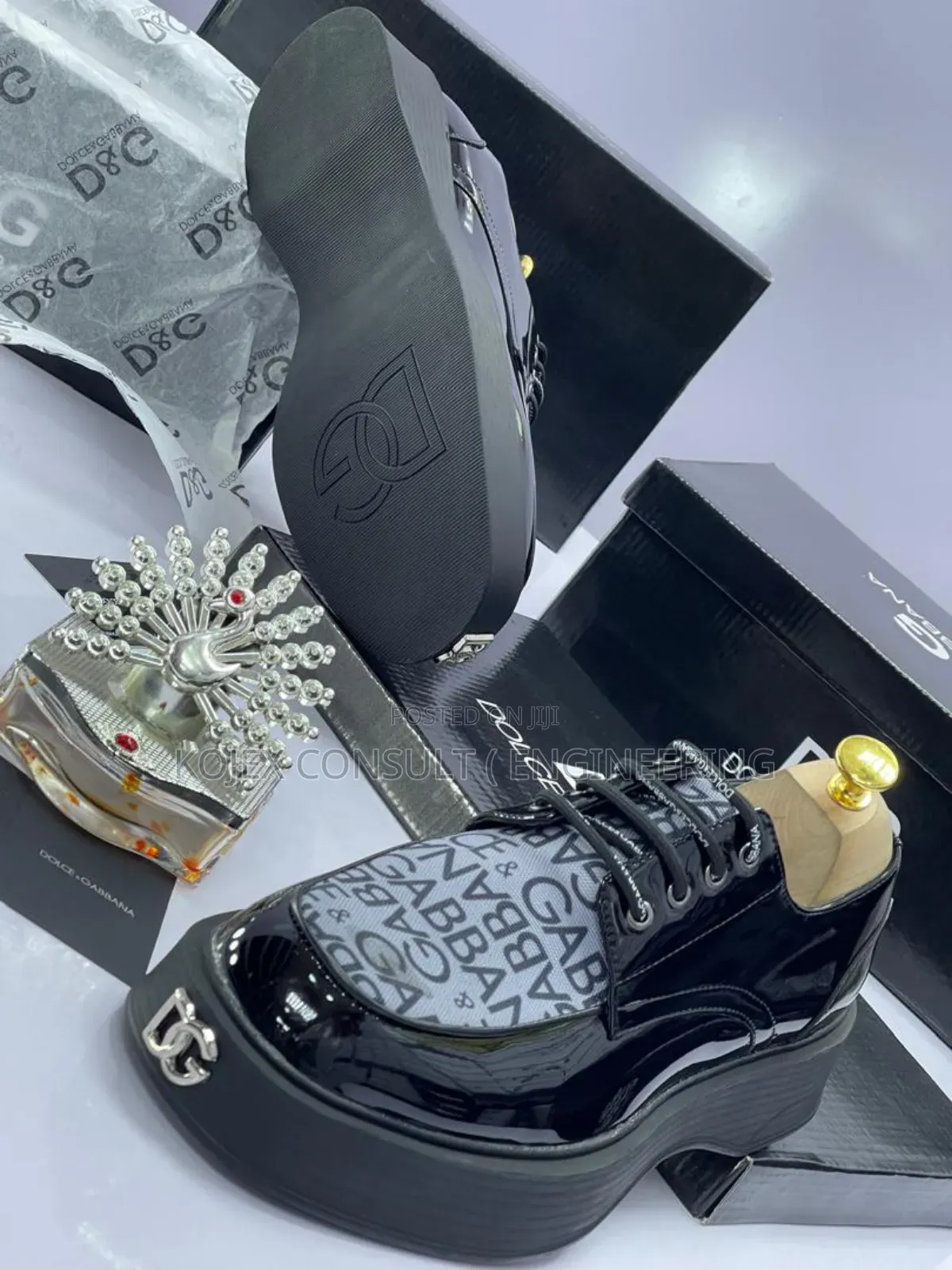 D G Shoe Available