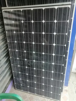 Canadian 300w Solar Panel