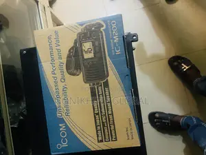 VHF Marine Base Icom Ic-M200