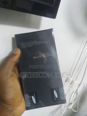 New Samsung Galaxy S21 Ultra 5G 256 GB Silver