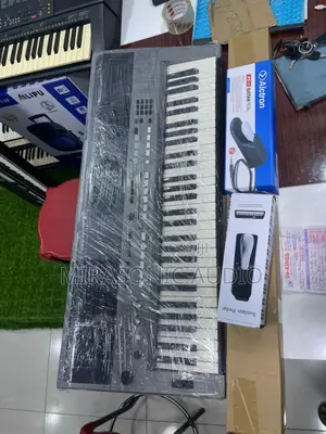 Yamaha UK Used Keyboard PSR E443