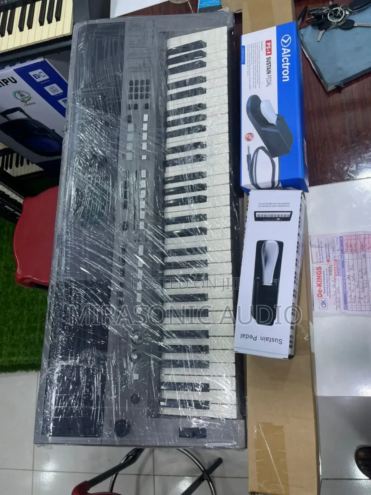 Yamaha UK Used Keyboard PSR E443