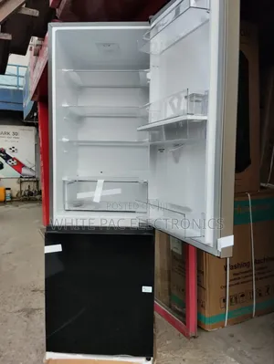 Original > Hisense 350-Litre Fridge Freezer With Dispenser