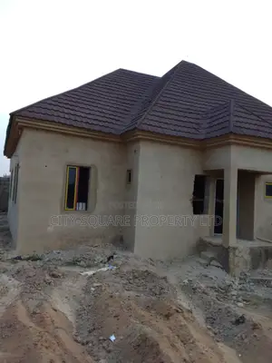 3bdrm Bungalow in Alheri Estate, Lugbe District for sale