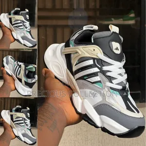 Unisex Classic Adidas Sneakers