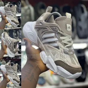 Unisex Classic Adidas Sneakers