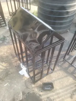 12.5kg Cylinder Cage