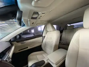 Lexus ES 350 FWD 2016 White