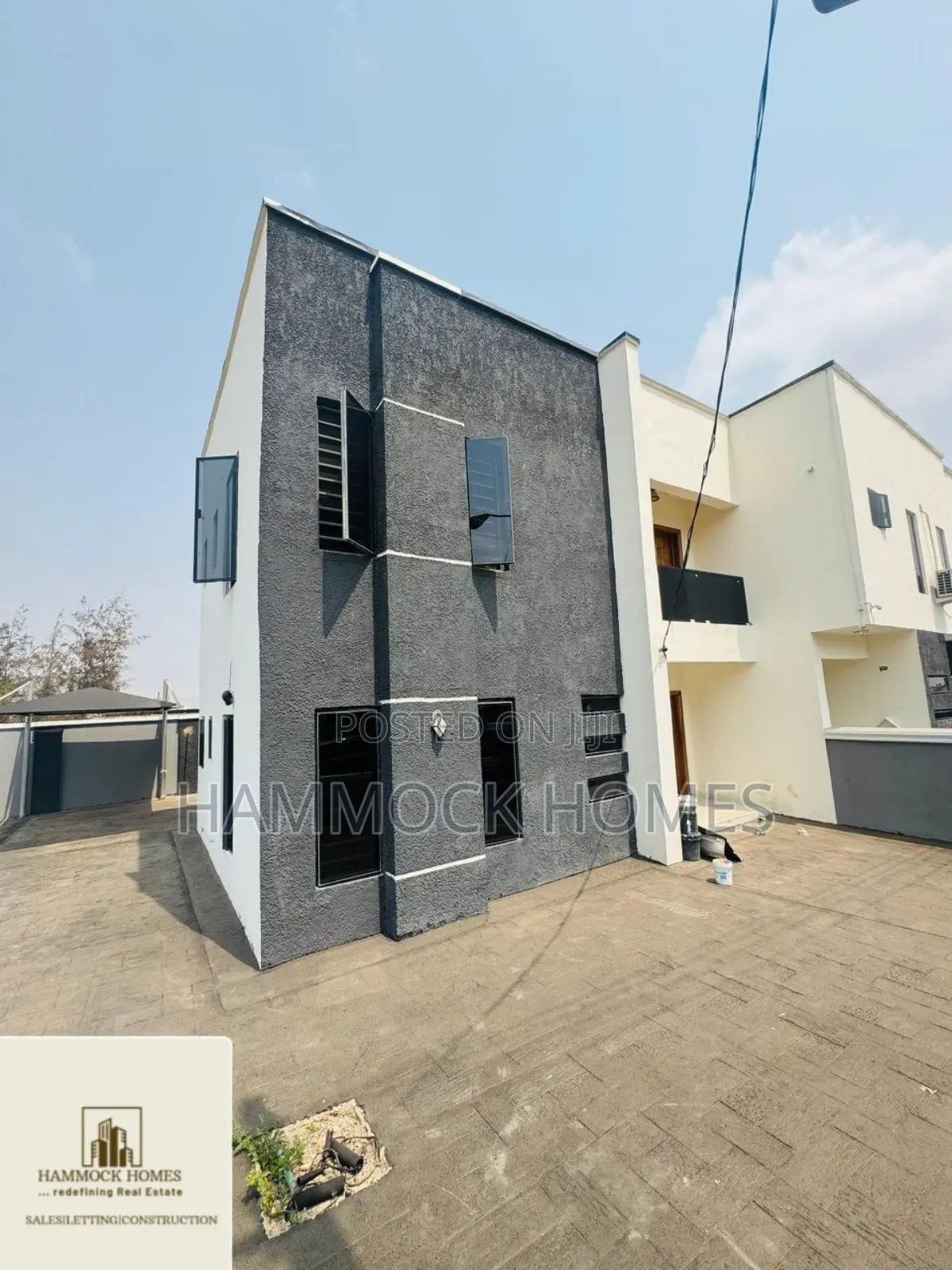 3bdrm Duplex in Carlton Gate Estate, Akobo for sale