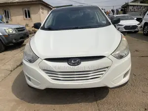 Hyundai Tucson Limited AWD 2013 White