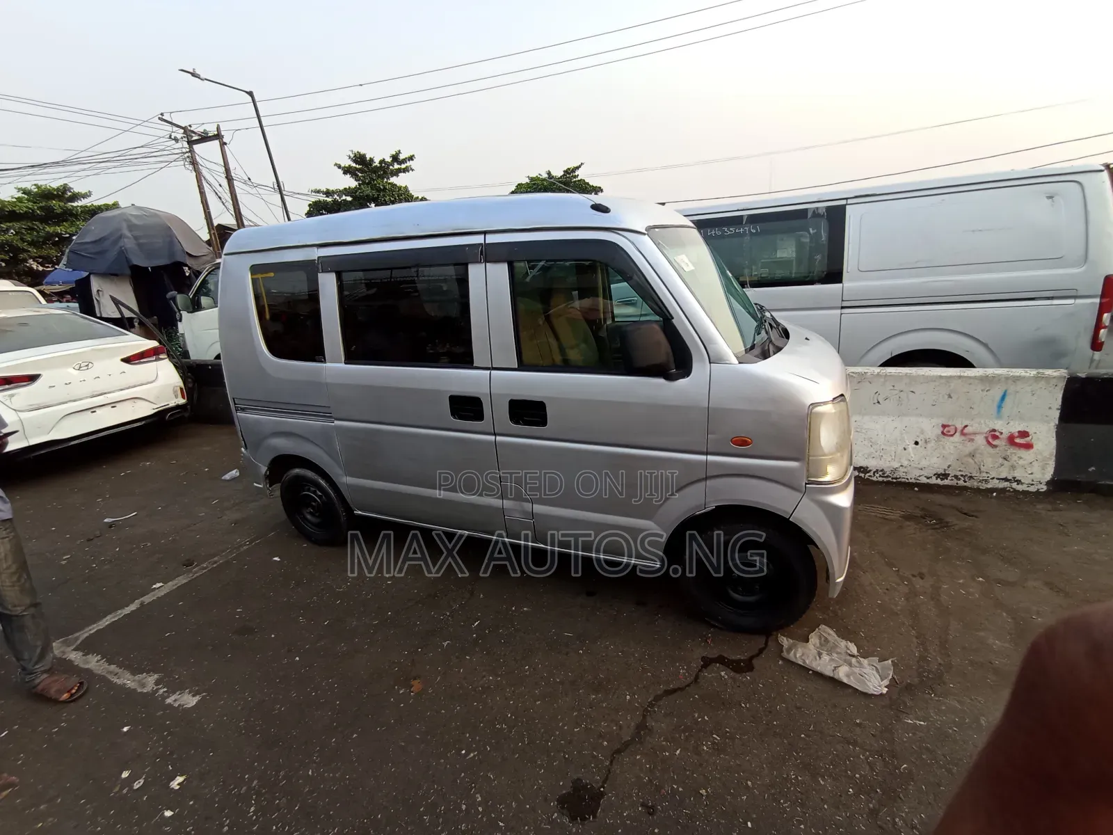 Suzuki APV Minibus 2010 Silver