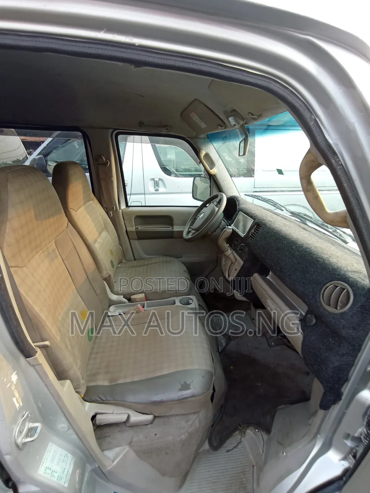Suzuki APV Minibus 2010 Silver