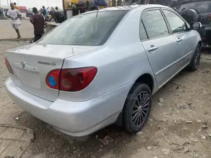 Toyota Corolla LE 2004 Silver