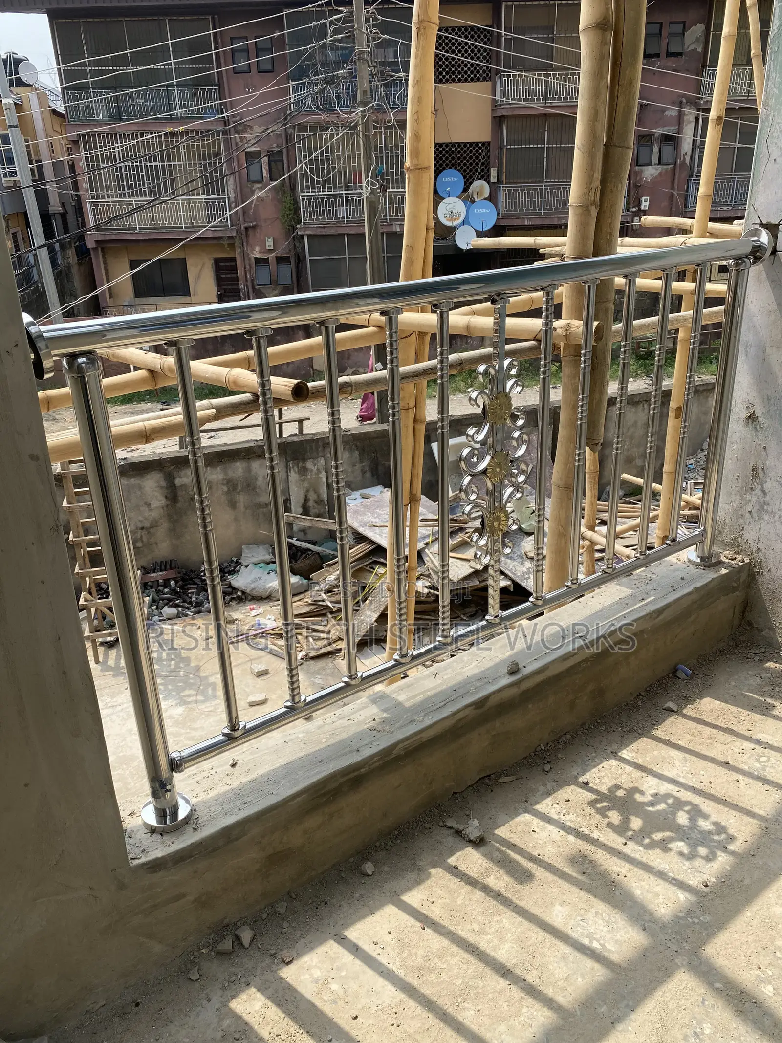 Stainless Aluminum Bankonly