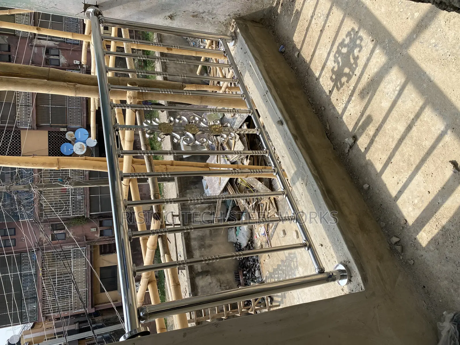 Stainless Aluminum Bankonly