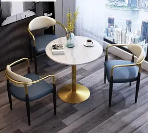 Round Dining Table With Chairs