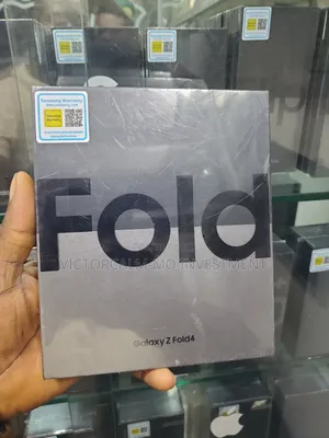 New Samsung Galaxy Z Fold4 256 GB