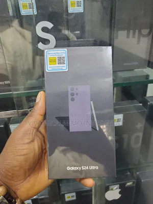 New Samsung Galaxy S24 Ultra 256 GB