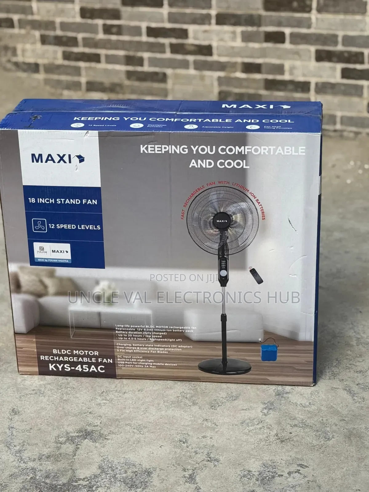 Maxi 18" Rechargeable Fan