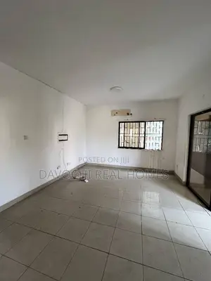 1bdrm Apartment in Orchid Road, Lekki for rent