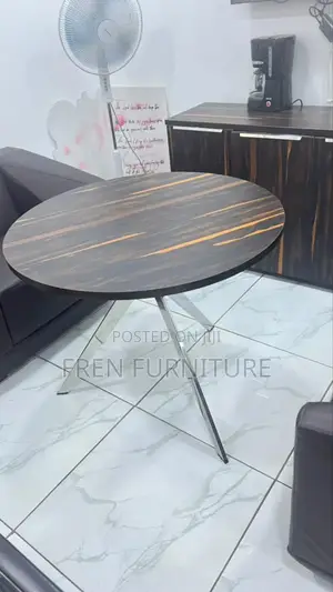 Imported Quality Centre Table With Wooden Top