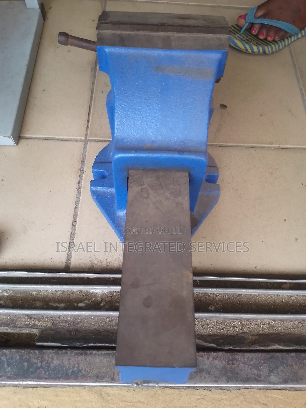 Vise Machine 8"