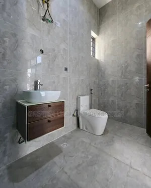 Furnished 5bdrm Duplex in Prestigious Estate, Lekki Phase 1 for sale