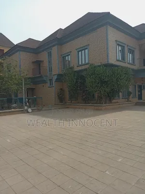 6bdrm Duplex in Kaura for sale