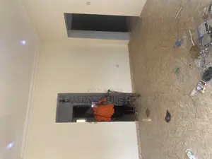 3bdrm Block of Flats in Efab Verizon Estate, Gwarinpa for rent