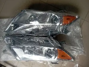 Headlight Toyota Venza 2010 Model