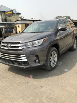 Photo - Toyota Highlander 2014 Gray