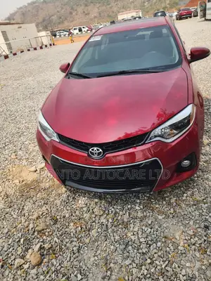 Toyota Corolla 2015 Red