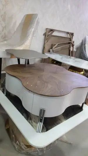 Simple Center Table With Stool