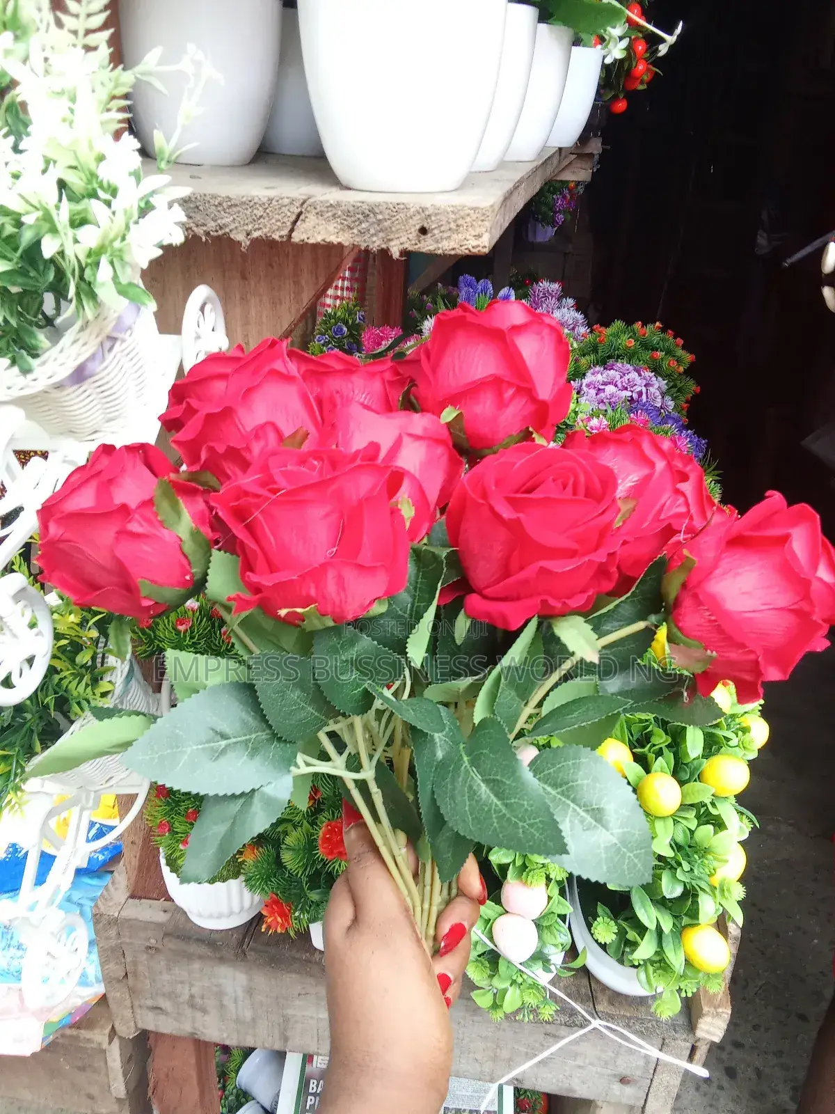 Roses/ Flower Bouquet