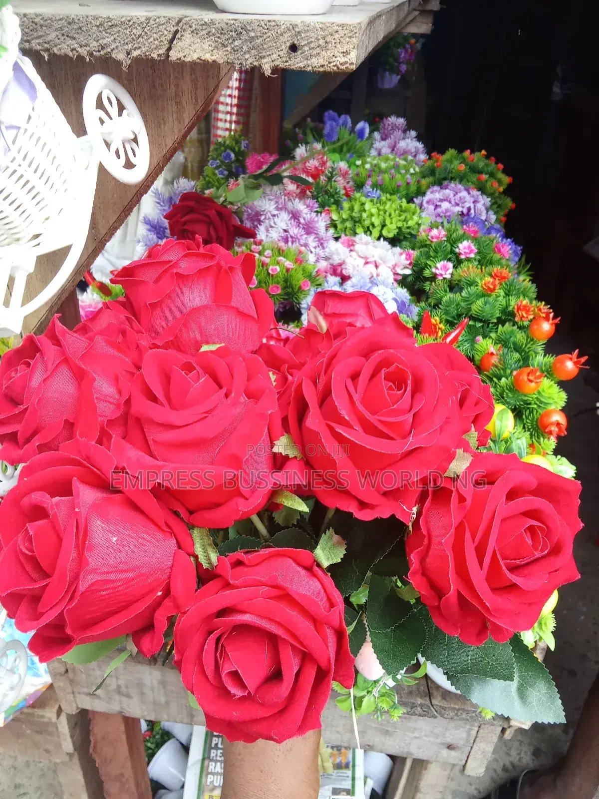 Roses/ Flower Bouquet