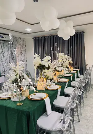 Intimate Event Decoration