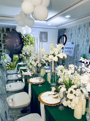 Intimate Event Decoration