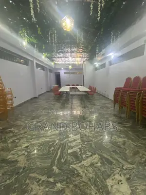 Floxy Hall