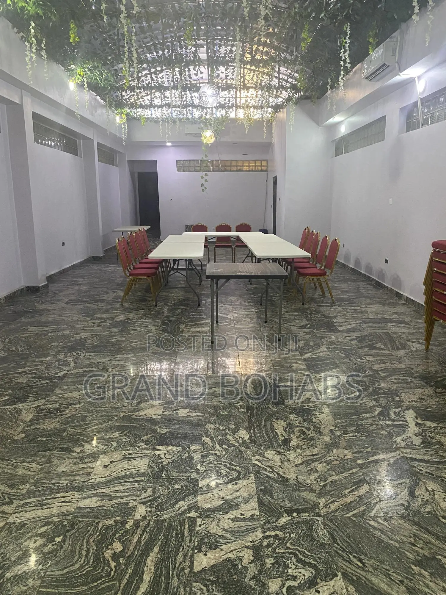 Floxy Hall