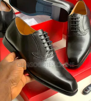 Photo - Salvatore Ferragamo Corporate Lace-Up