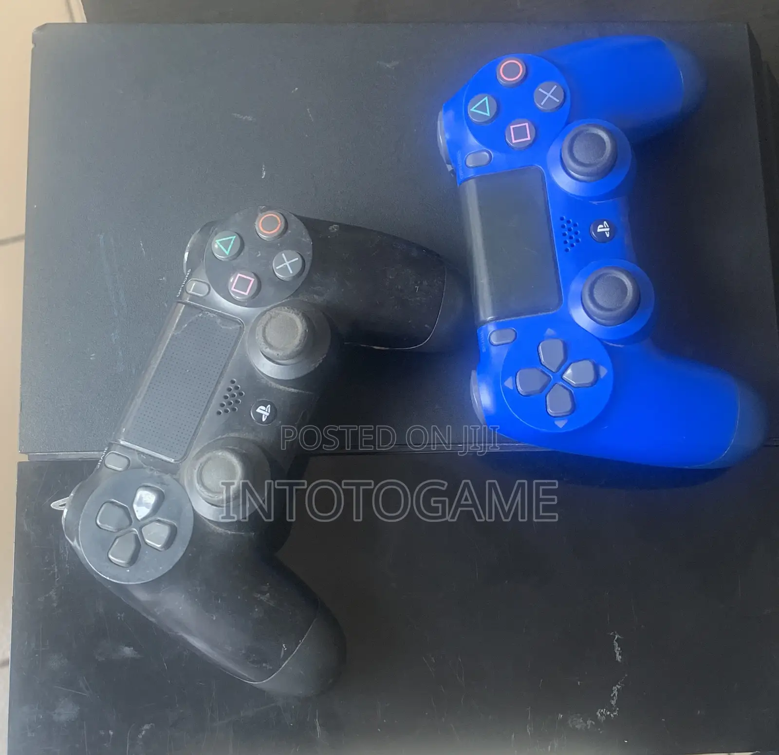 Ps4 Fat Console With Games 2 Pads