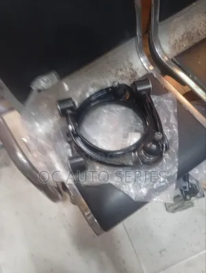 Upper Control Arm Lexus Lx570