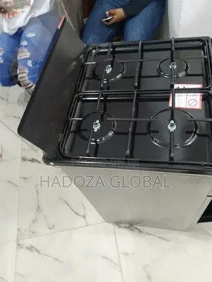 Fast Cooking Solution With Maxi Burner and Oven