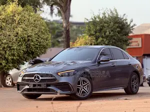 Mercedes-Benz C200 2023 Gray