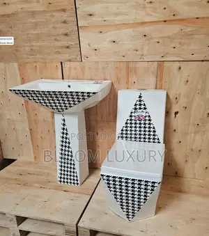 High Quality Executive Water Closets