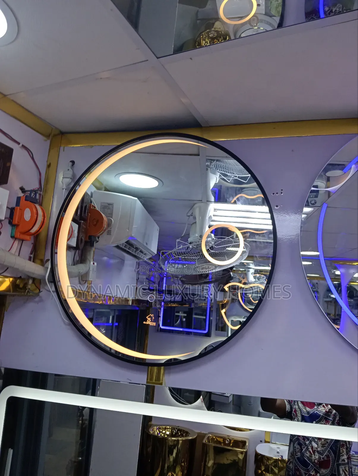 Led Sensor Mirror With Black Frame and Three Lights