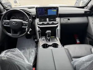 New Toyota Land Cruiser 2024 Black