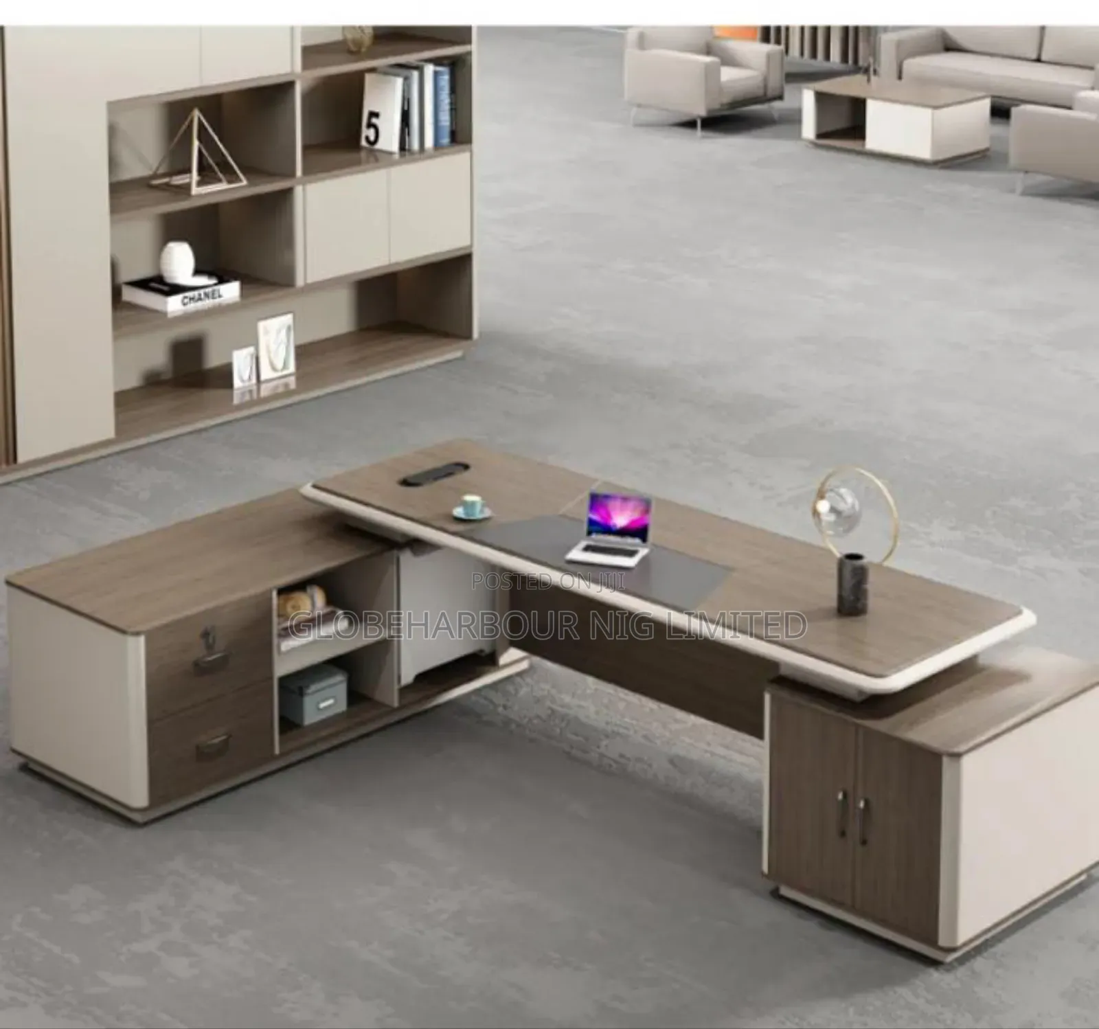 Luxurious Executive Office and Study Table
