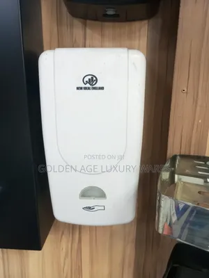 White 1000ml Soap Dispenser